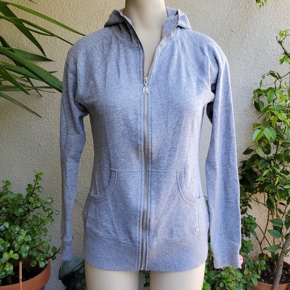 Victoria secret PINK with sequined heart sweatshirt hoodie - Picture 2 of 9